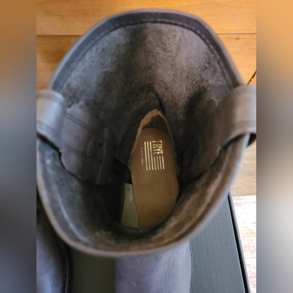 Frye Harness 8R Boots - Picture 4 of 4
